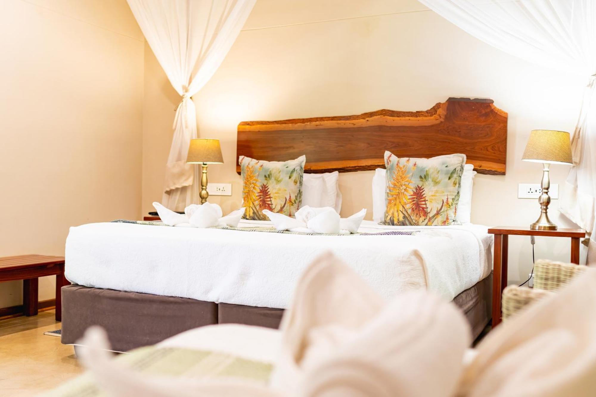 Bayete Guest Lodge Victoria Falls Eksteriør billede