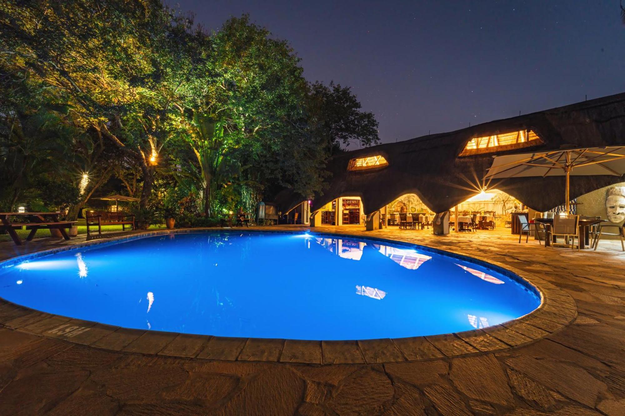Bayete Guest Lodge Victoria Falls Eksteriør billede