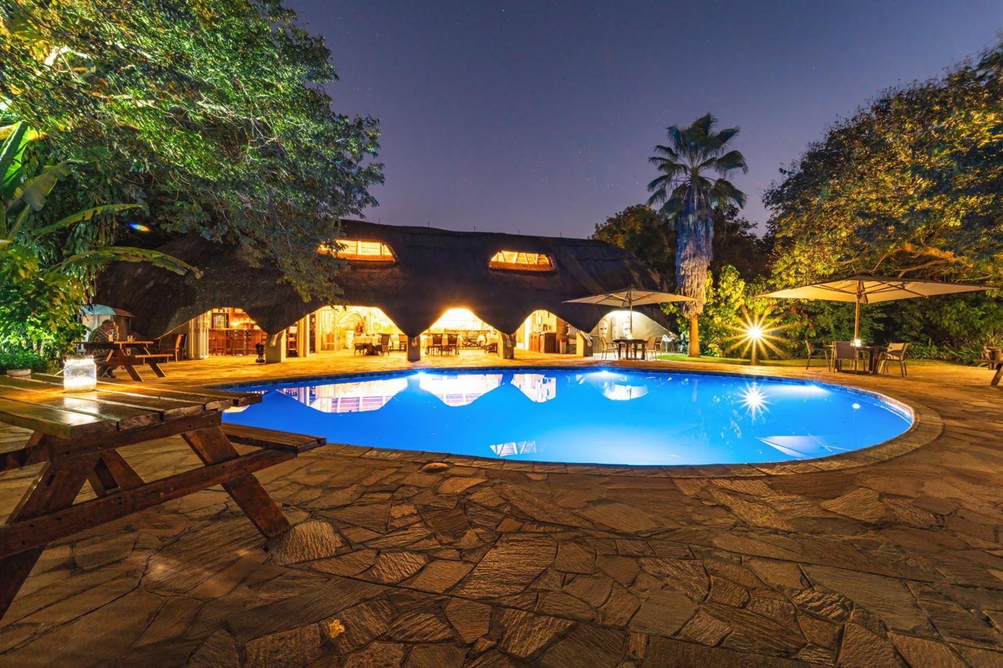 Bayete Guest Lodge Victoria Falls Eksteriør billede